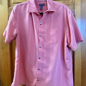 Van Heusen Salmon Color Short Sleeve Shirt